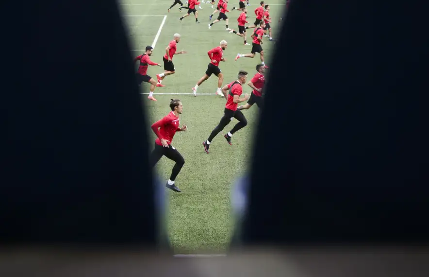 La selecció d’Andorra es va entrenar ahir a la tarda a l’escenari del partit. Foto: Facundo Santana