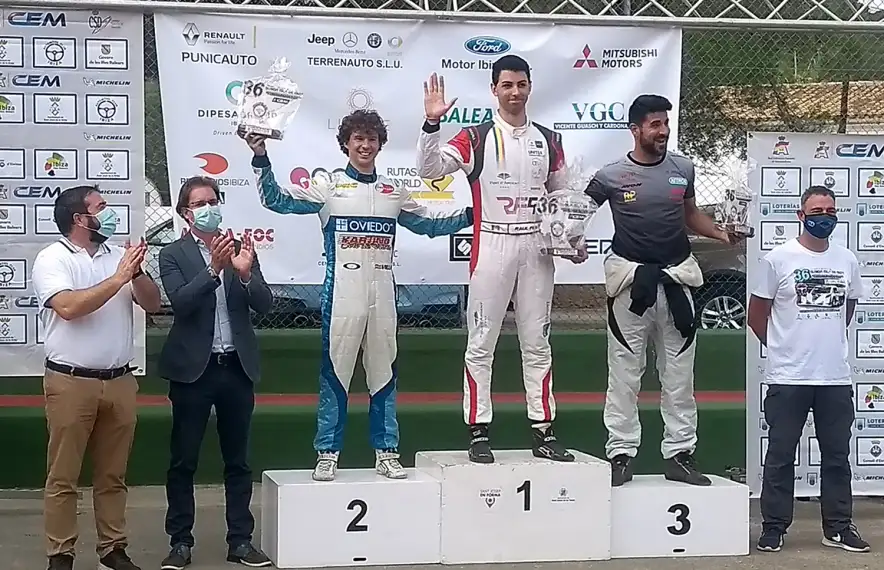 Raül Ferré, al lloc més alt del podi. Foto: Fotoesport