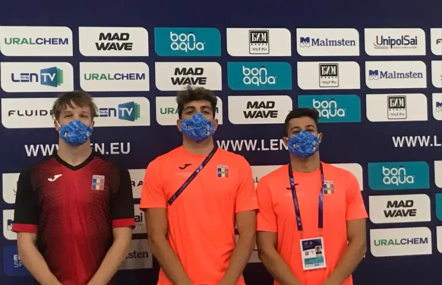 Els tres nedadors de la FAN, a Kazan. Foto: FAN