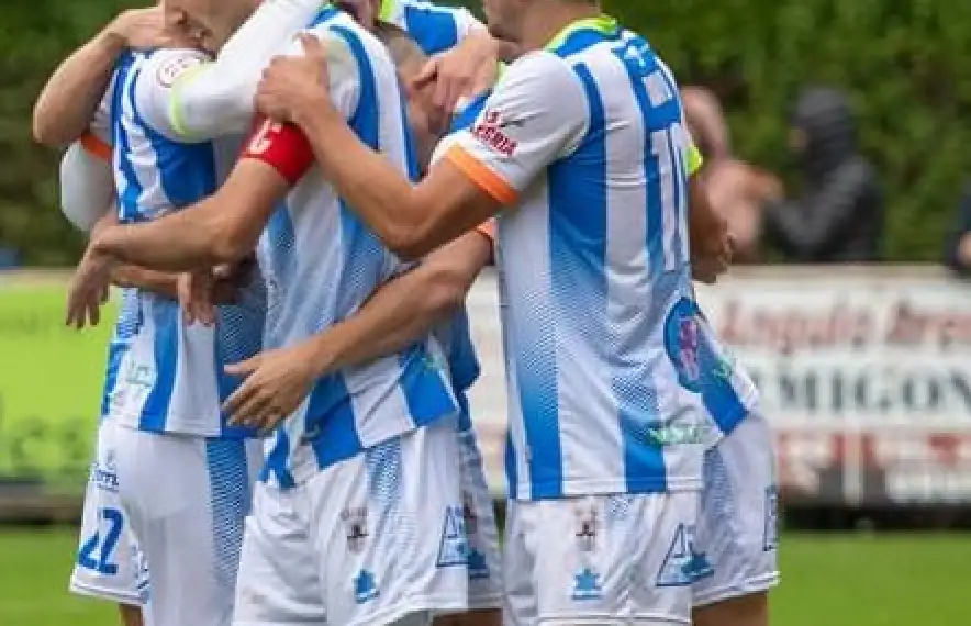 El Náxara celebrant un gol aquest curs. Foto: Carmelo Betolaza