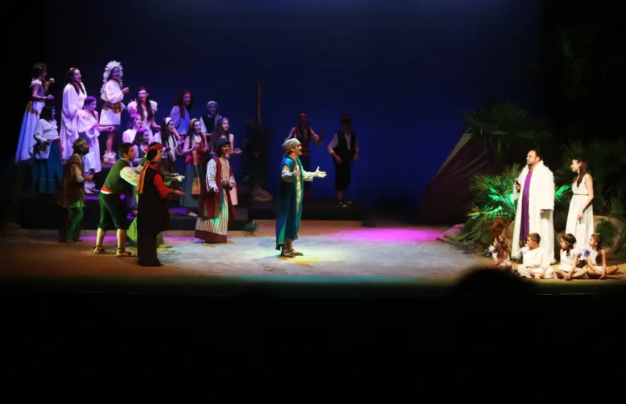 L’escenari del Claror lauredià ha vist una nova edició de la tradicional representació nadalenca.