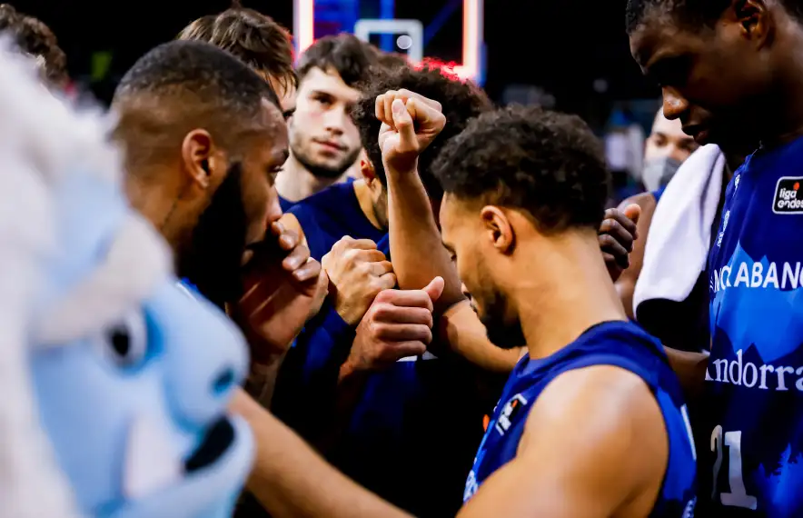 El BC MoraBanc 'castigat' per un brot de Covid-19.