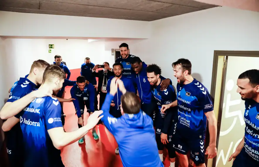 La plantilla i el cos tècnic del BC MoraBanc torna a patir un brot de Covid-19.