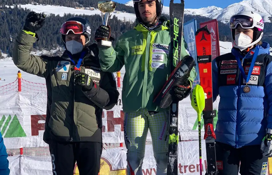 Àxel Esteve va pujar a l’esglaó més alt del podi a Kronplatz (Itàlia).