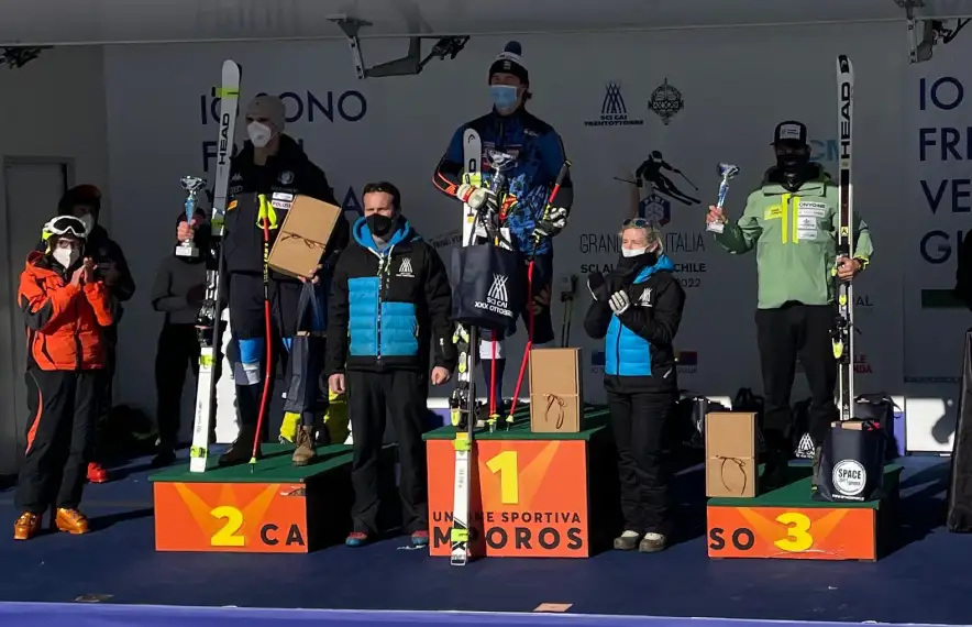 Joan Verdú, al tercer lloc del podi del supergegant FIS que es va disputar a Tarvisio.