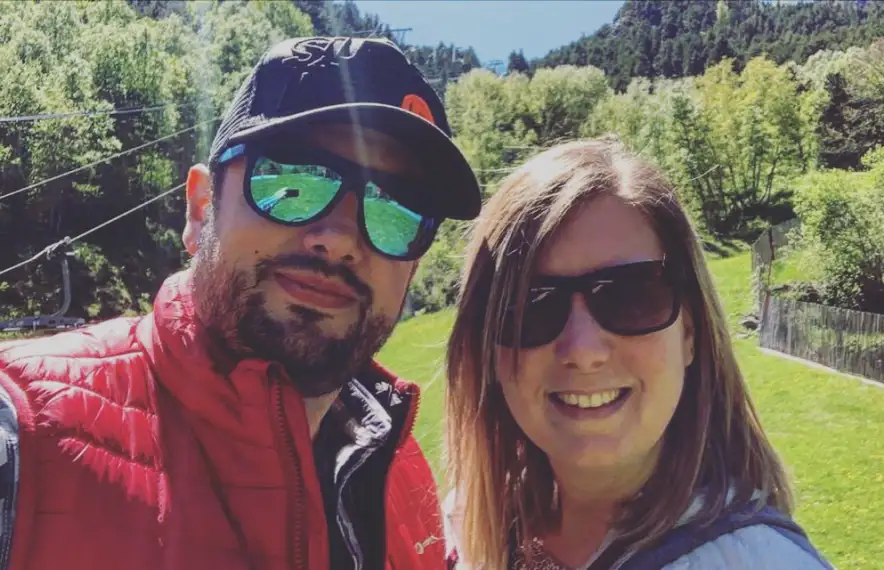 Els autors de ‘100 coses que has de saber sobre Andorra’: Maria Cucurull i Arnau Colominas. O al revés.