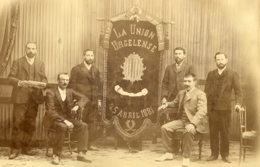 Membres de la Unión Urgelense, coral fundada el 1881 i que, amb alguna refundació pel mig, va arribar fins a la guerra civil.