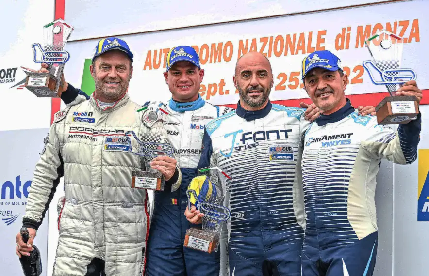 Joan Vinyes, al podi de Monza.