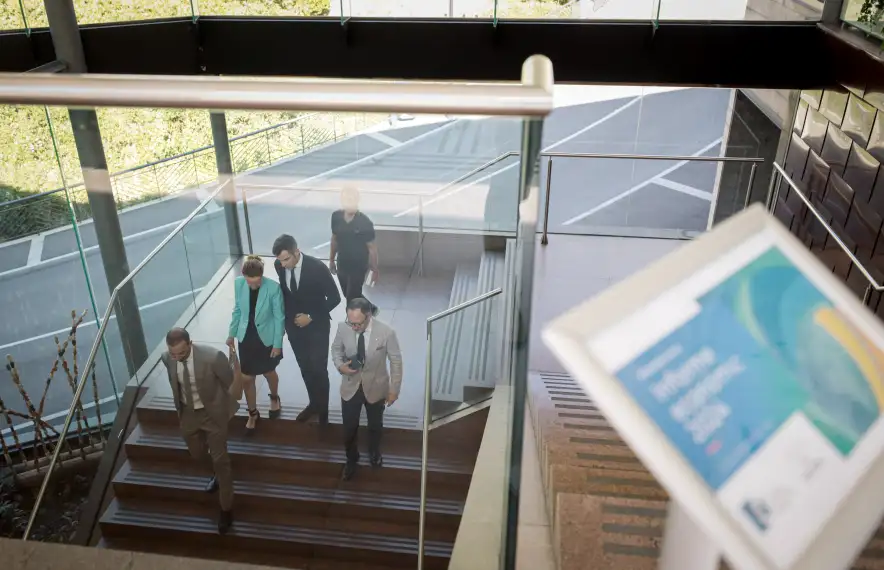 El cap de Govern entrant al Centre de Congressos.