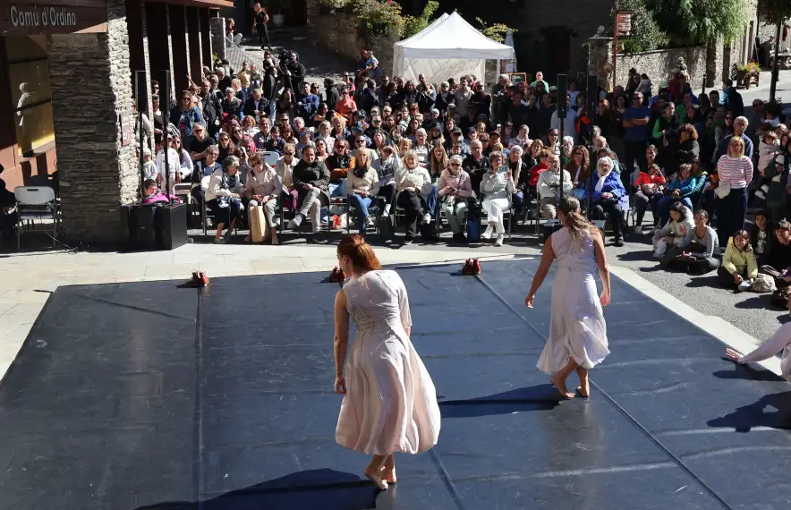 L'actuació 'Ser e Terra' de Nova Galega Danza.