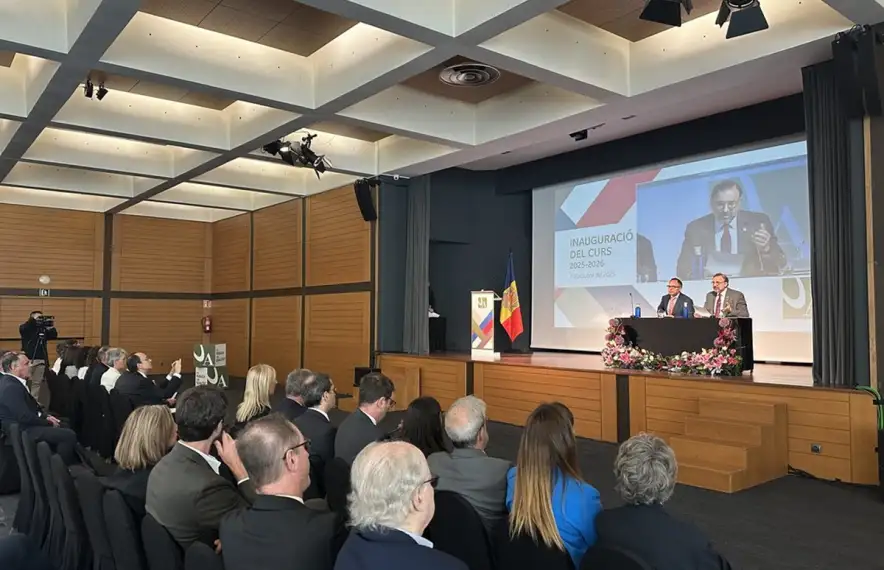 Diverses autoritats van assistir a la inauguració de l’actual curs acadèmic.