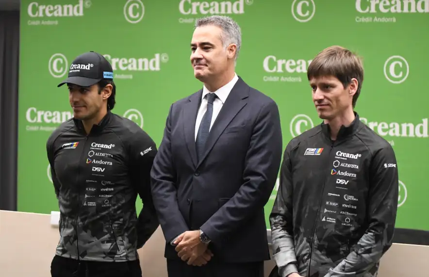 Joan Verdú, a la roda de premsa de Creand, amb Jordi Playà i Roger Vidosa.