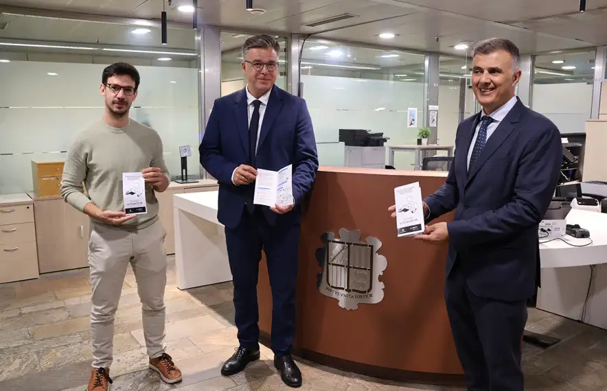 El servei per a empreses de Prat del Rull.