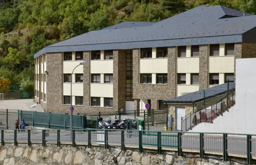 Col·legi María Moliner, a la Margineda.