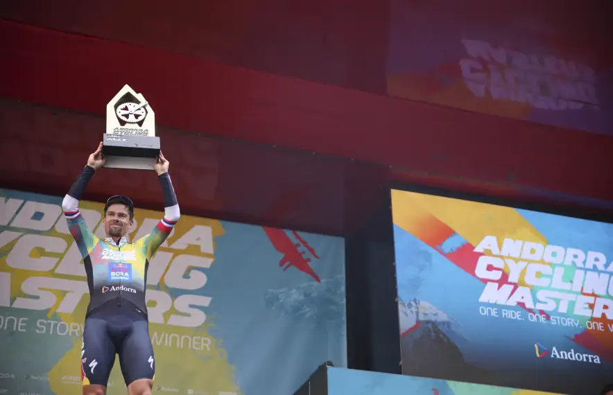 Primož Roglič, ciclista eslovè, proclamat de manera honorífica com a campió dels campions.