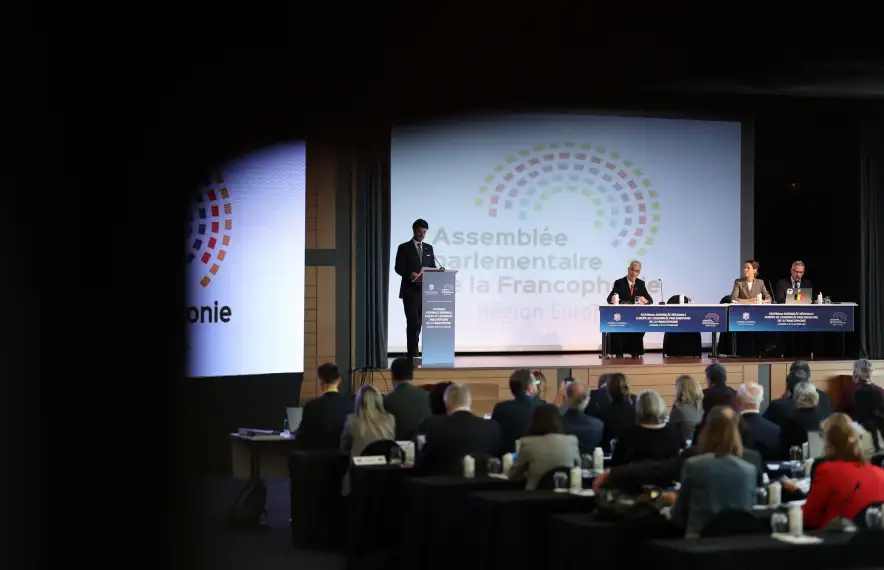 El síndic, Carles Ensenyat, intervenint en l’obertura de la 37a assemblea de la regió Europa de l’APF.