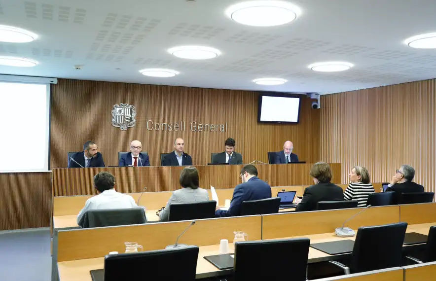 Una compareixença del ministre de Finances, Ramon Lladós, davant la comissió legislativa de Finances i Pressupost.