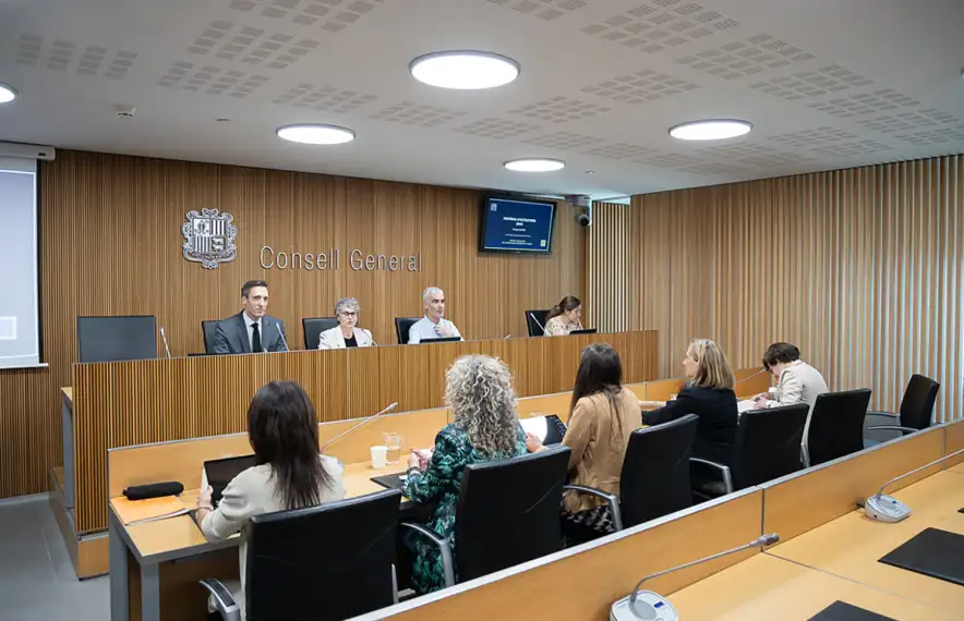 El director de l'AQUA, Isaac Galobardes, en una compareixença davant la comissió legislativa d'Educació, Recerca, Cultura, Joventut i Esports.