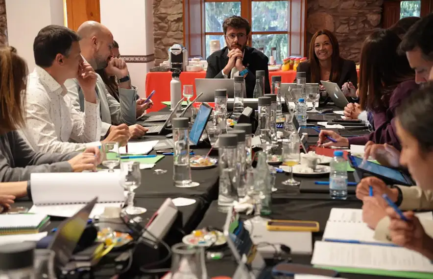 Un moment de la reunió de cònsols d’ahir a Casa Comuna de Sant Julià de Lòria.