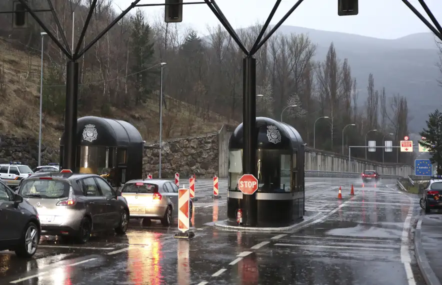 S'han iniciat reunions amb el sector turístic per trobar una solució.