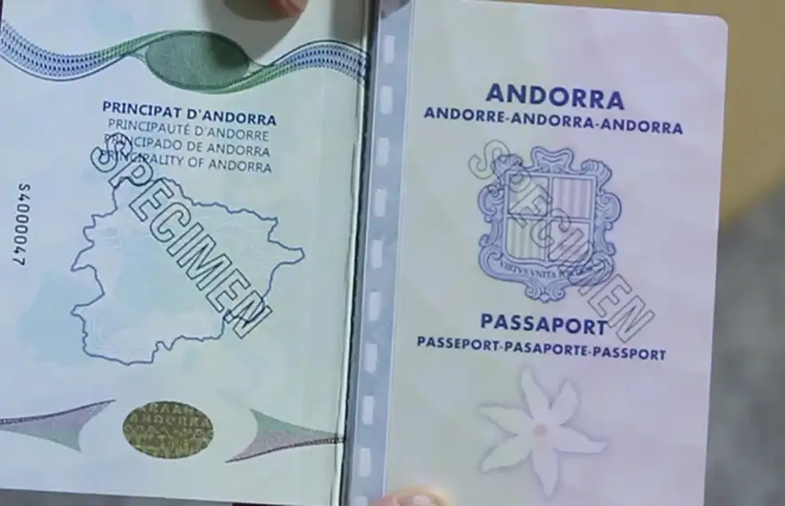 Un passaport  andorrà.