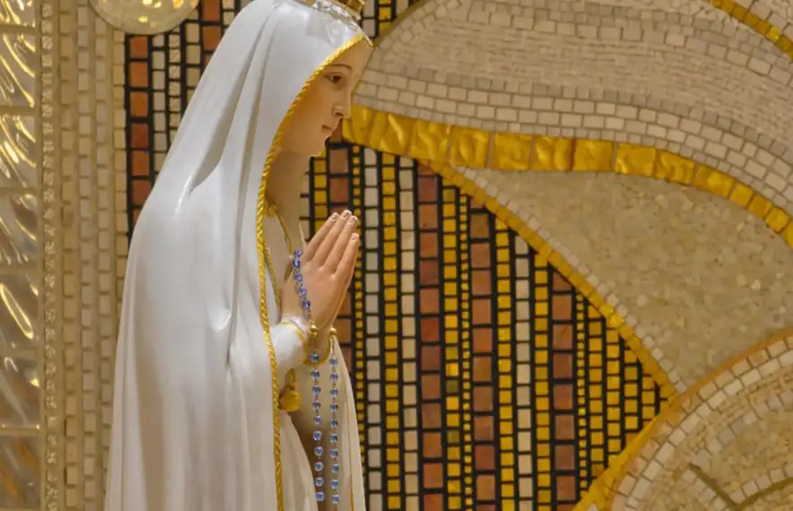 La imatge pelegrina de la Verge de Fàtima, ahir a l’església de Sant Julià de Lòria.