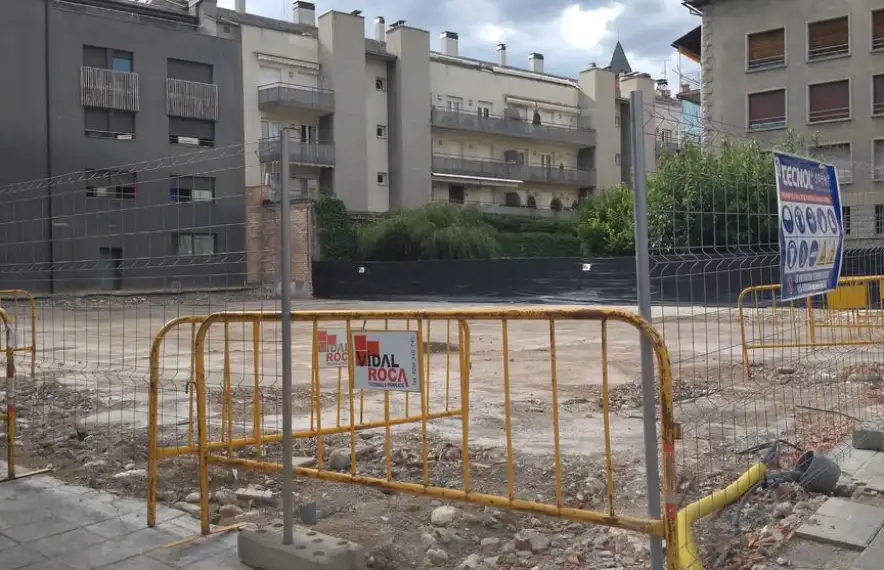 Els terrenys cedits per l’Ajuntament on ha d’anar el nou CAP de la Seu.