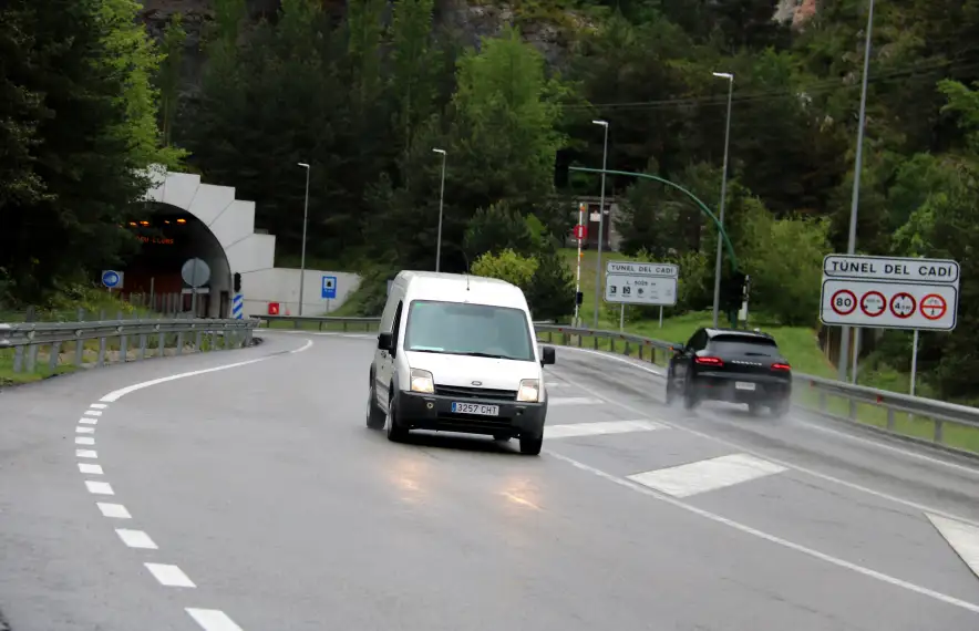 L'accident ha tingut lloc a la boca sud del túnel del Cadí.