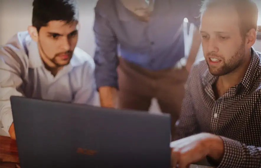 En l’àmbit d’Internet i les noves tecnologies veuen molts emprenedors l’oportunitat per obrir nous negocis.