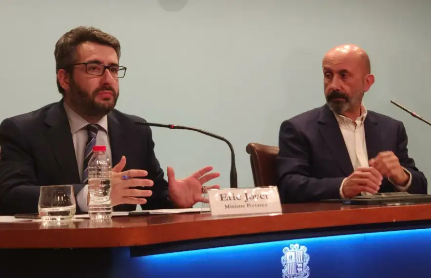 Eric Jover i Joan Martínez Benazet en la compareixença d'aquest vespre.