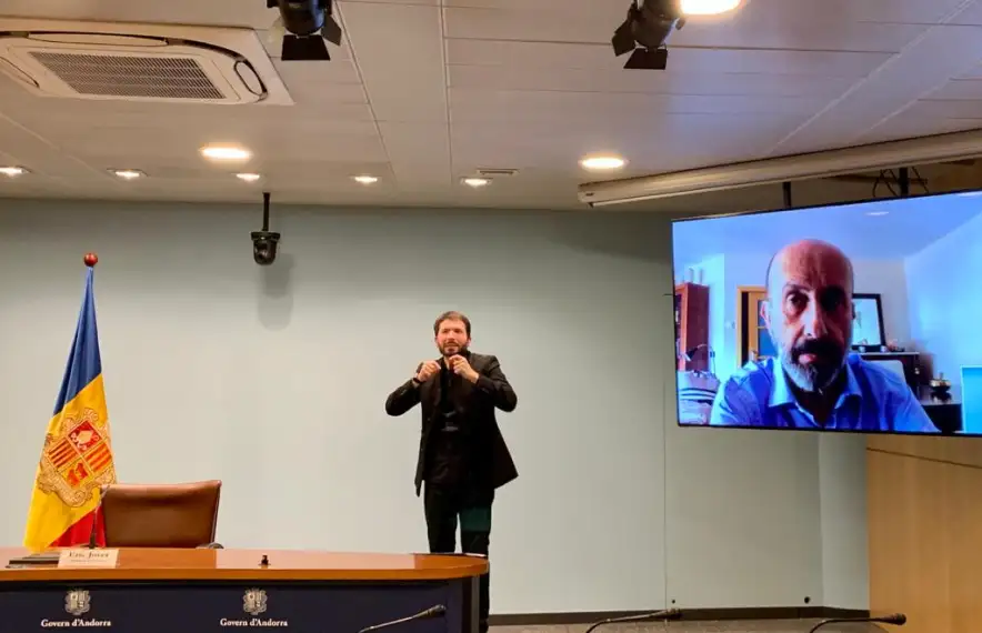 Un moment de la compareixença del titular de Salut, Joan Martínez Benazet, d'aquest migdia.