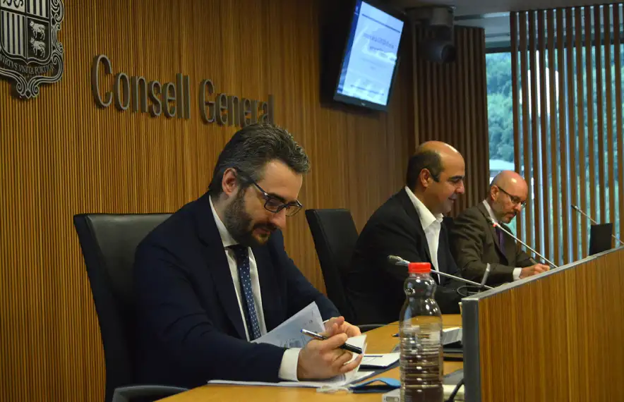 El ministre de Finances, Eric Jover, durant la compareixença al davant de la comissió.