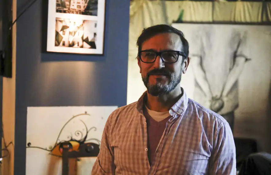 Toni Fernández ha aconseguit el petit miracle de mantenir la programació en directe de La Fada.