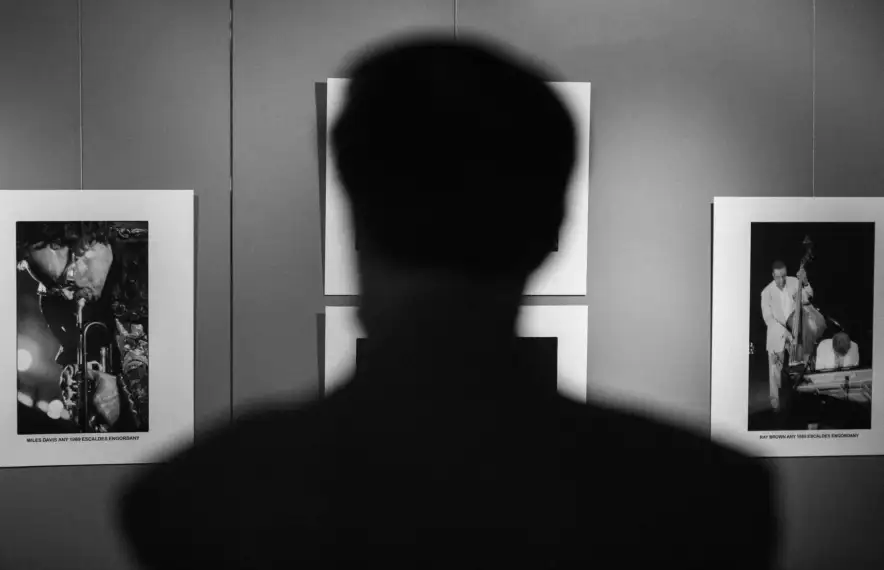 Burgués, entre Miles Davis i Ray Brown, que no són precisament mala companyia.