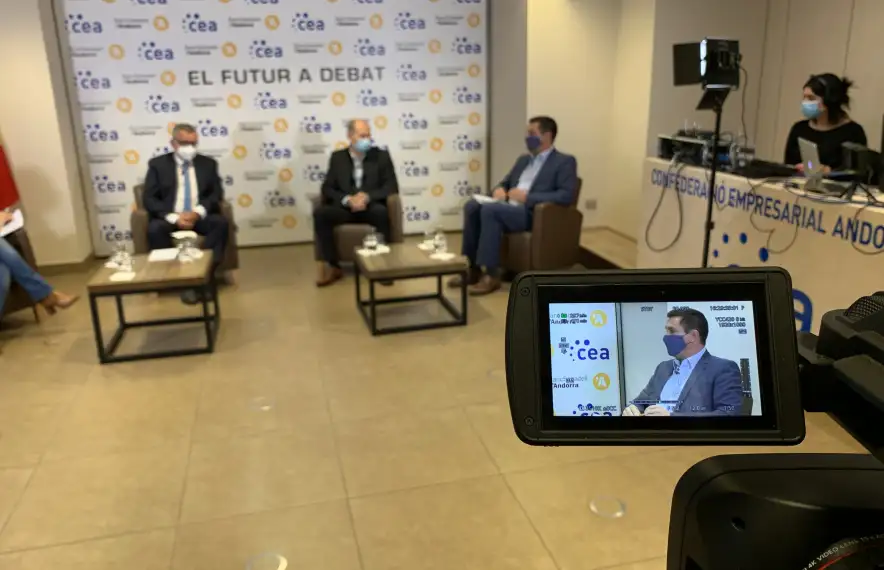 Un moment del debat sobre sostenibilitat en la nova sessió del cicle 'El futur a debat'.