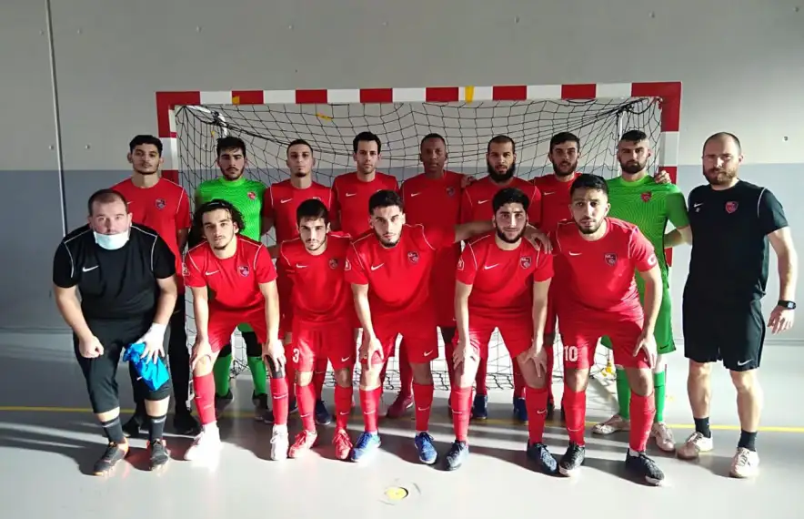 El porter Carlos dos Santos, el segon de la part superior esquerra, amb l’UJS Tolosa de la primera divisió francesa. Foto: Foto cedida per Carlos Dos Santos