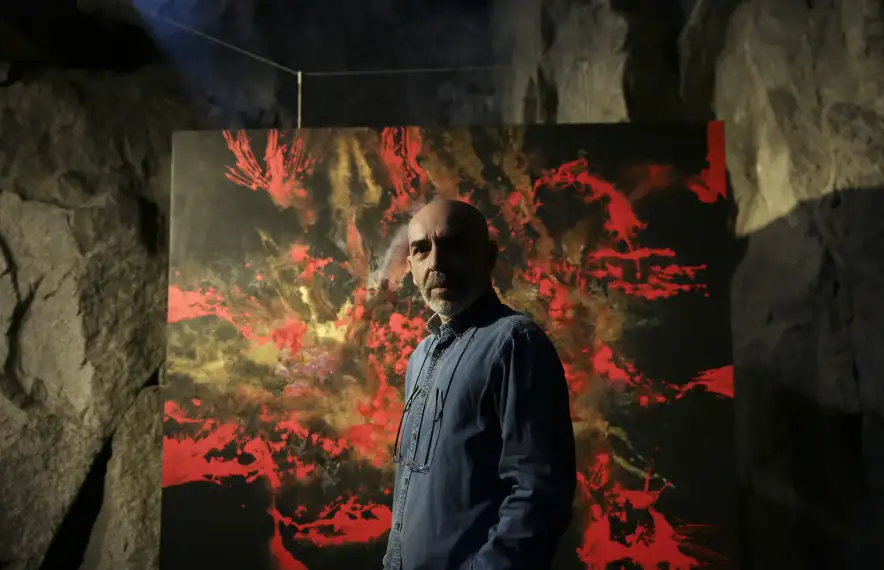 Ja es poden oblidar dels paisatges fantàstics, dels trens i dels pals de la llum d’altres èpoques. Aquest és el nou Sánchez.