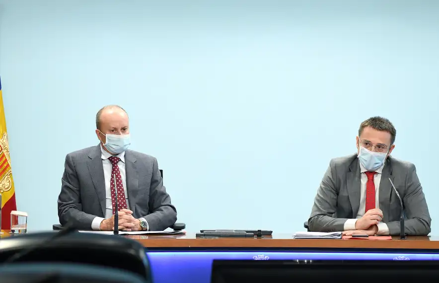 Josep Maria Rossell i Joan León en la compareixença d'aquesta tarda.