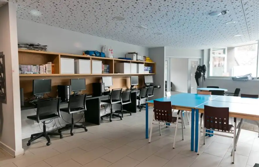 El centre jove Punt 400.