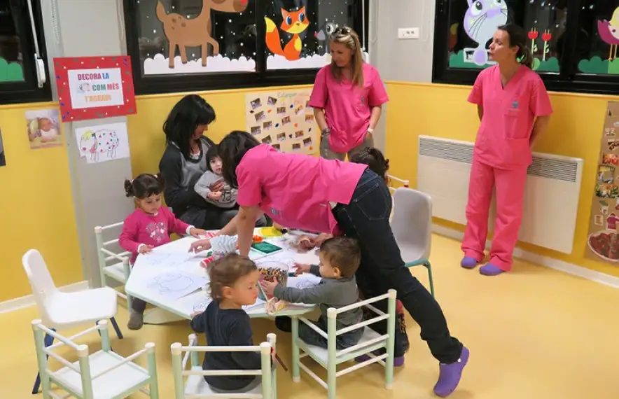 Treballadores de l'escola bressol.