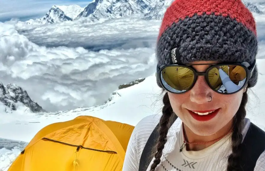 Stefi Troguet, al camp base del Dhaulagiri. Foto: Facebook Stefi Troguet