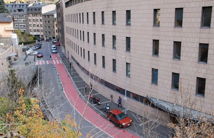 Vista exterior de l'hospital Nostra Senyora de Meritxell.