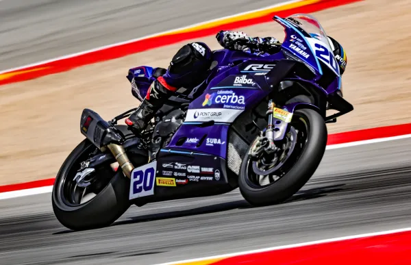 p. 28 xavi cardelus motorland foto william jol