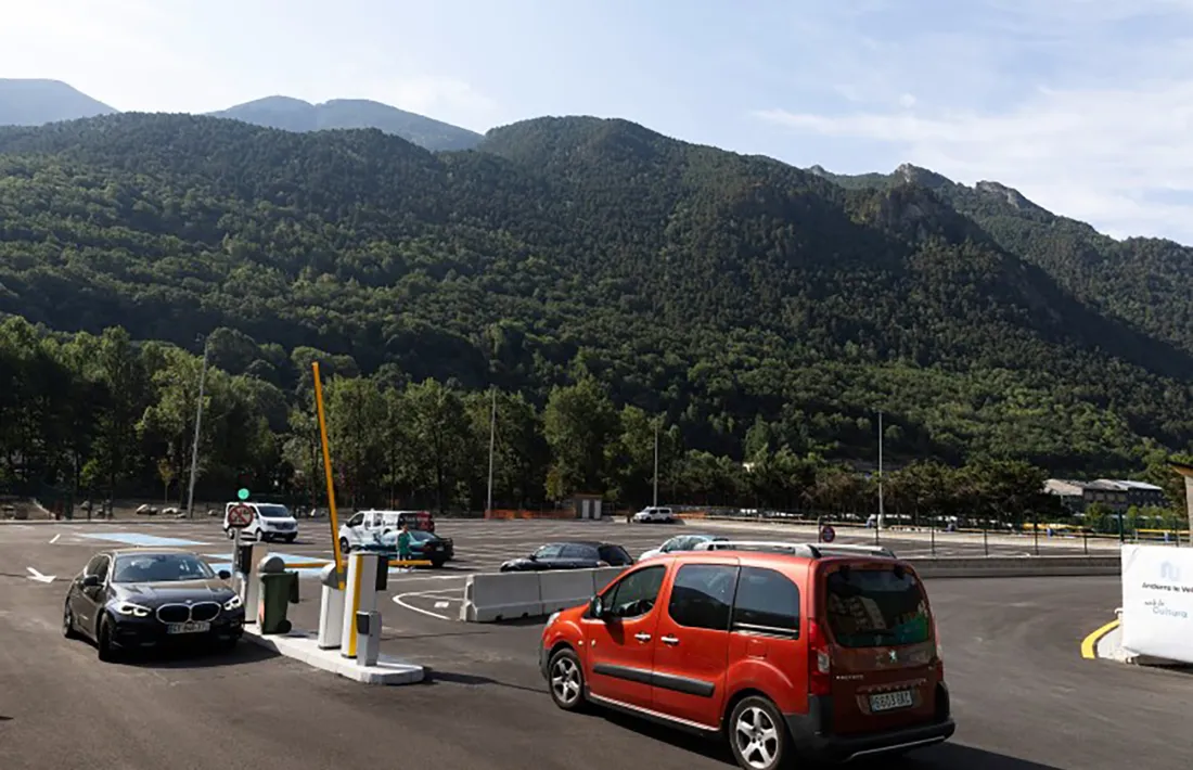 L'aparcament de Canrodes 