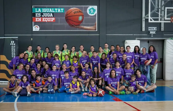 p. 36 Jornada portes obertes selecció SF foto chloe