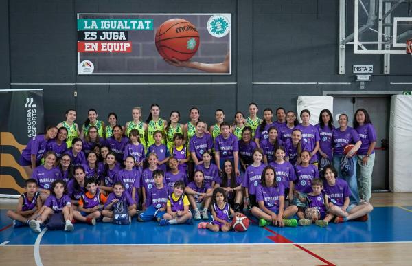 p. 36 Jornada portes obertes selecció SF foto chloe