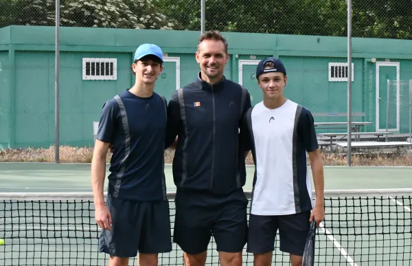 p. 37 davis cup equip foto fat
