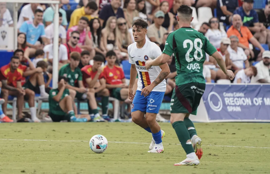 Jan Encuentra, amb l'FCA.