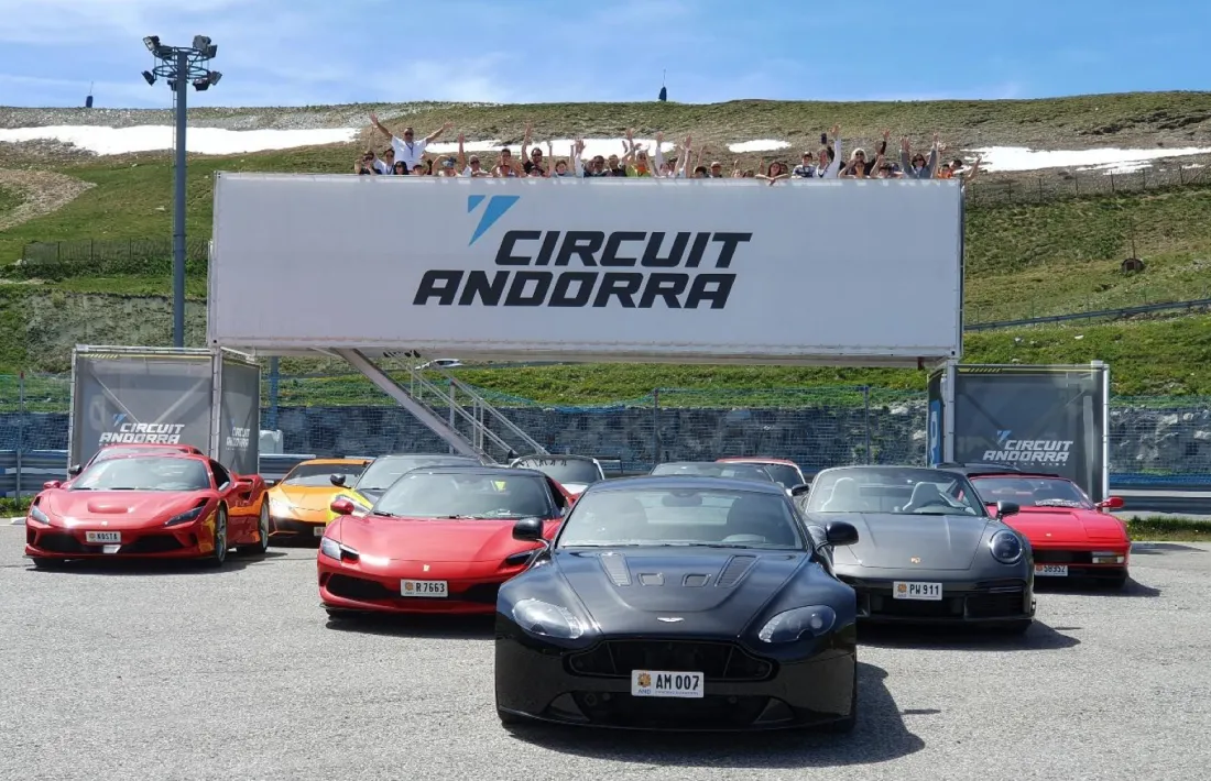 Els vehicles participants en aquesta tercera edició.