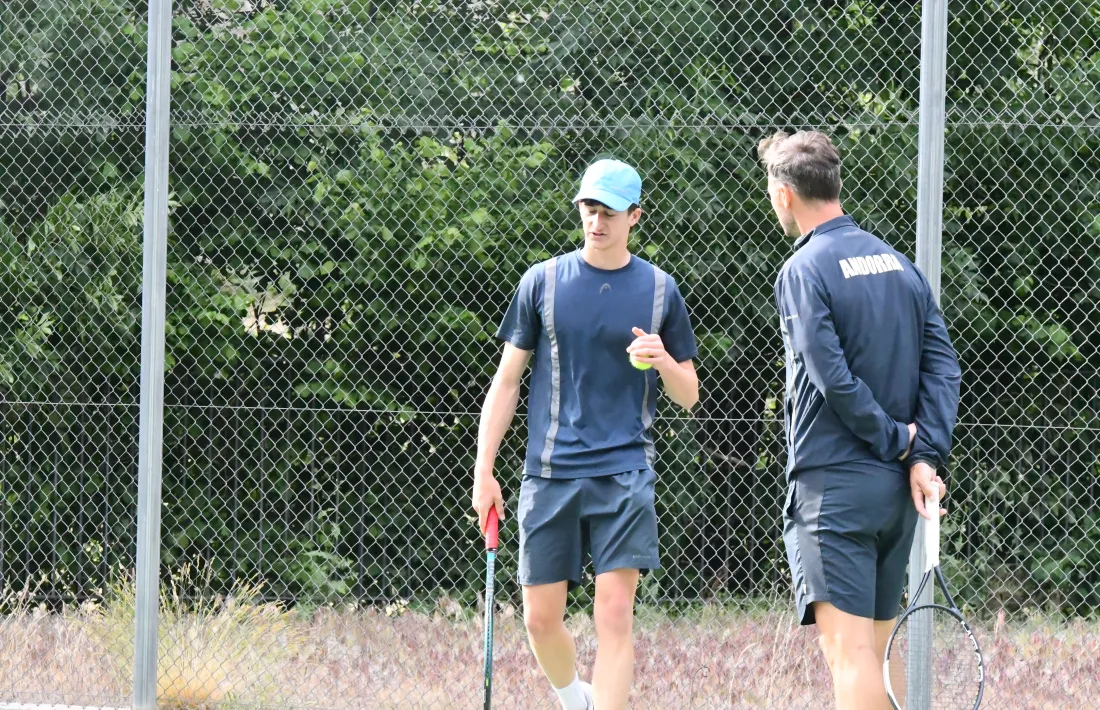 L'equip de la Davis Cup, amb Jean Baptiste Poux com a capità.